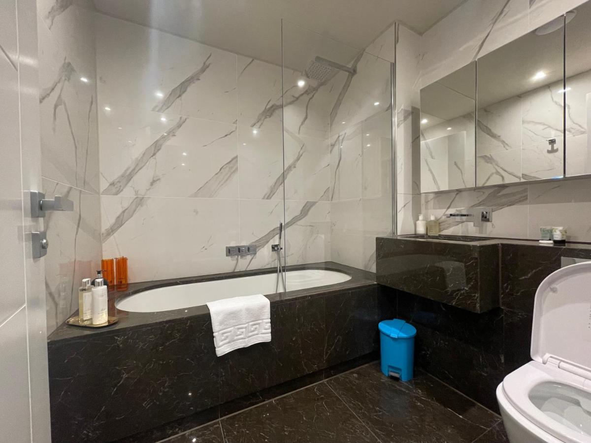 Sophisticated 1Br, 1 Ba Chigwell Designer Flat Chcl F2 Apartamento Exterior foto